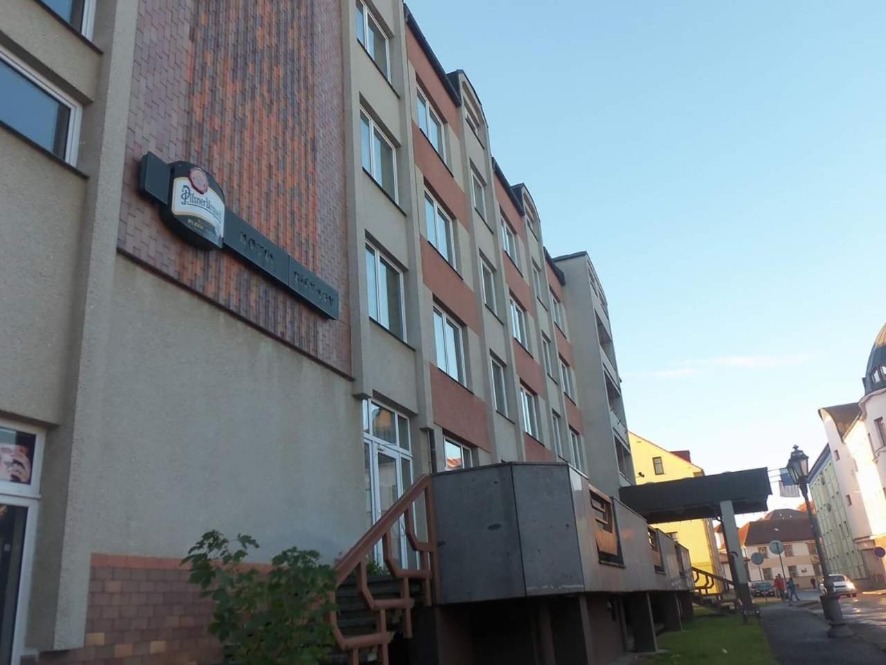 Hotel Bily Lev Rokycany Eksteriør billede